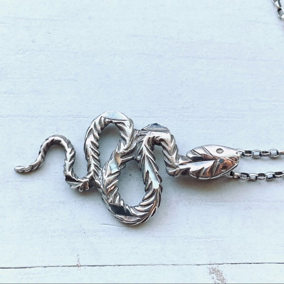 Vintage Jewelry - Sterling snake necklace